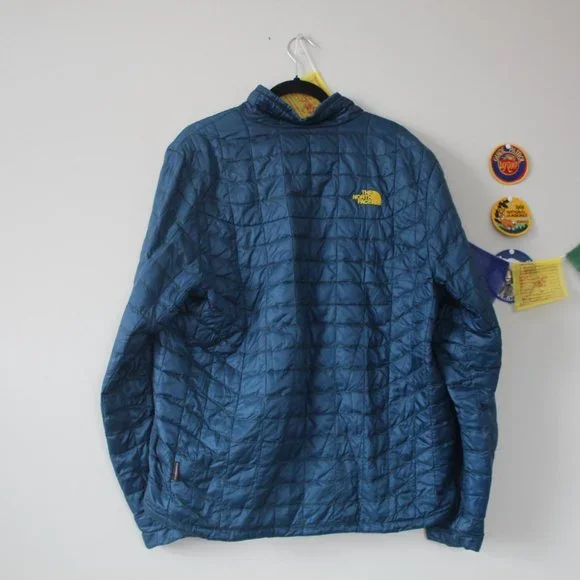 North Face Thermoball Jacket!! - Picture 4 of 4